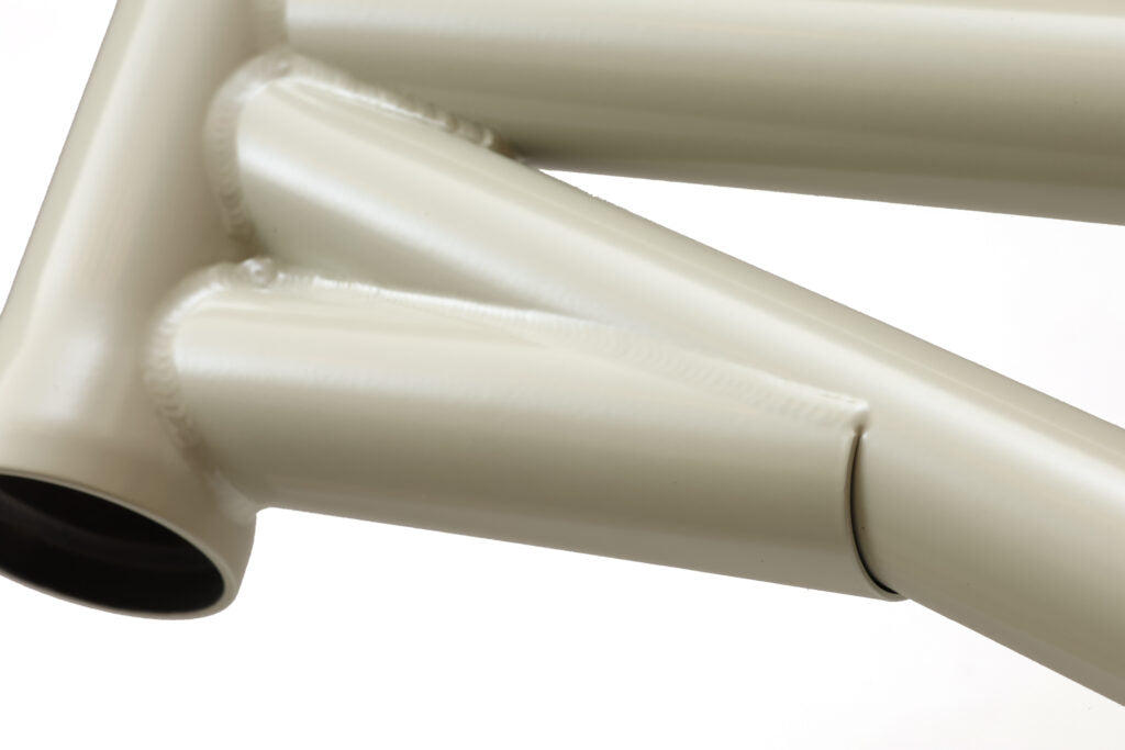 Nous Raw V3 19.3” Translucent Black Rahmen / Frame Flatland