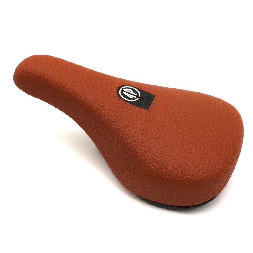 Fourpegsbmx Mid Grainy Pivotal Sattel / Seat Brown