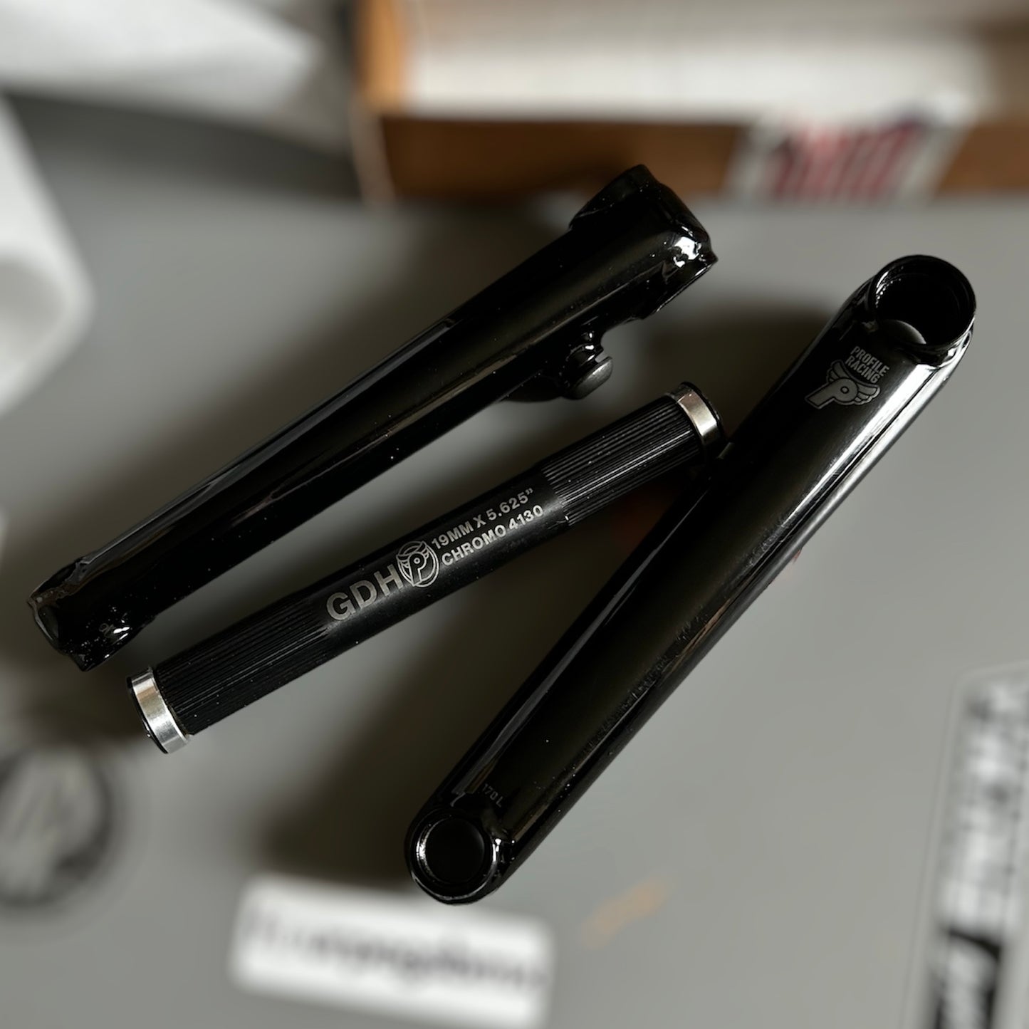 Profile Racing Race 170mm Kurbel / Cranks