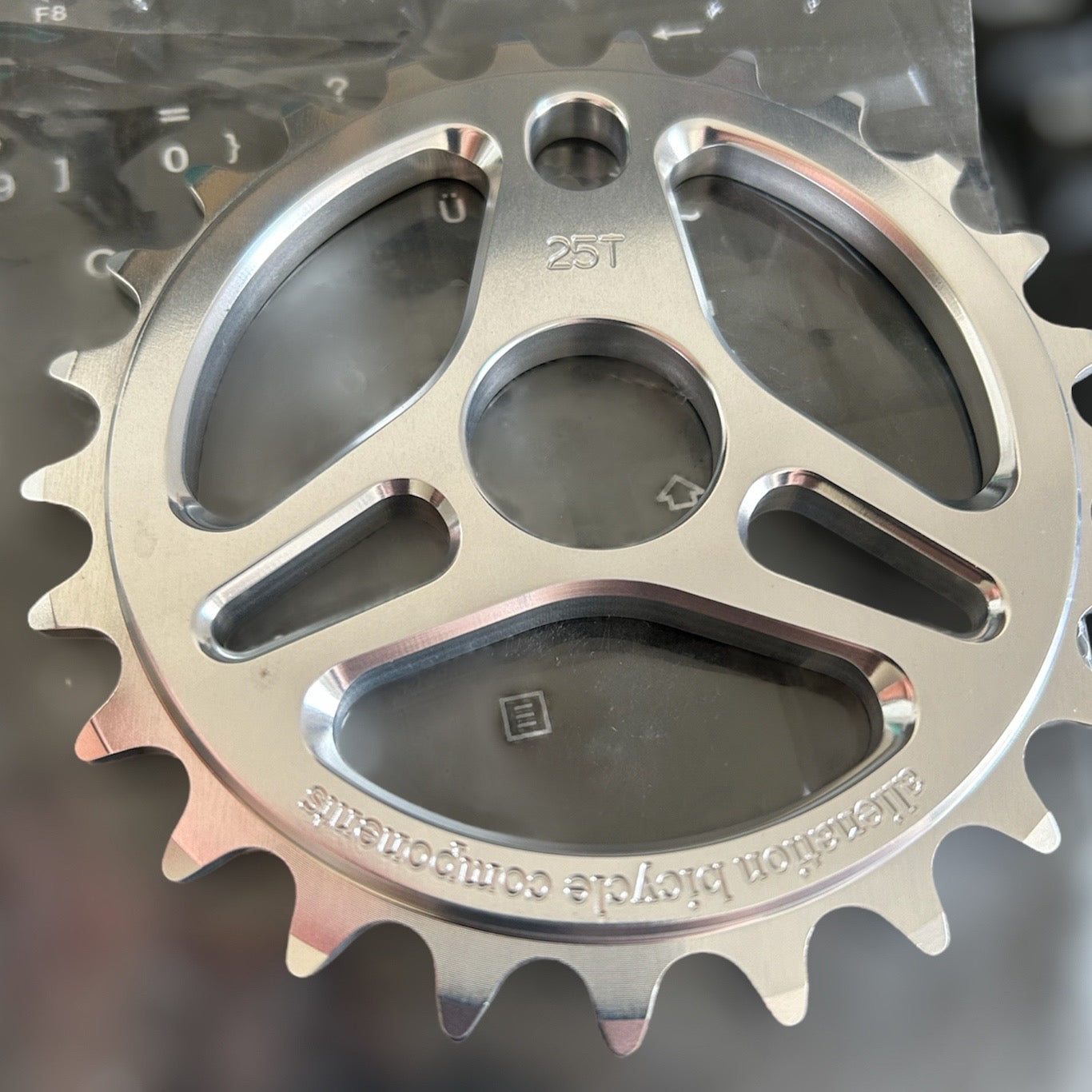 Alienation Enterprise Kettenblatt / Sprocket 25T Polished
