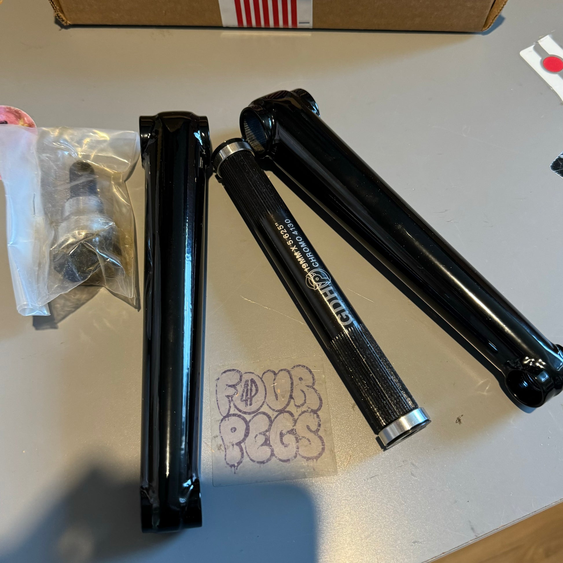 PR165NB_BLK_3