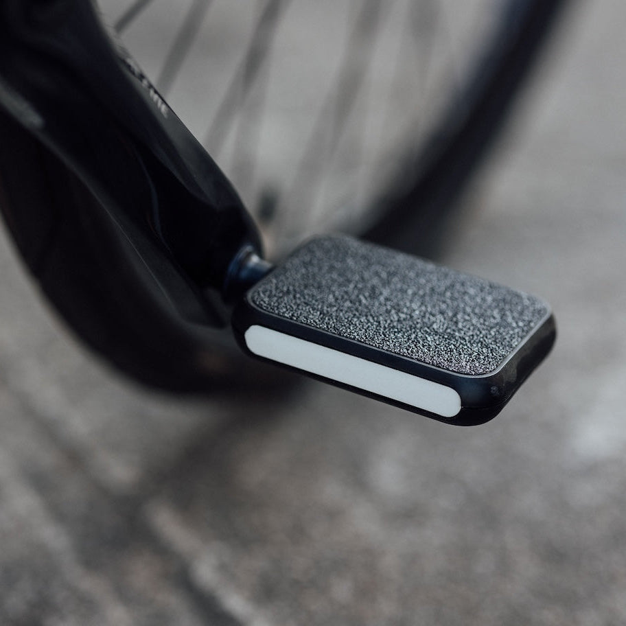 moto_micro_white-mounted2