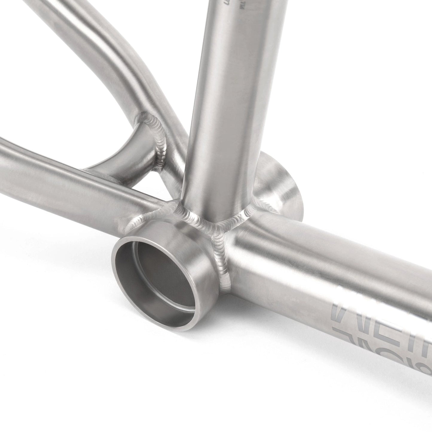 wethepeople_JACKAL_titanium_frame_20tt_brushed-ti_4
