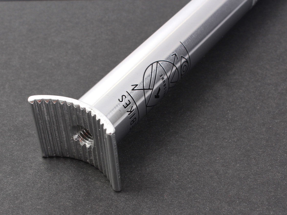 KHE Bikes Pivotal 200mm Sattelstange / Seatpost Polished