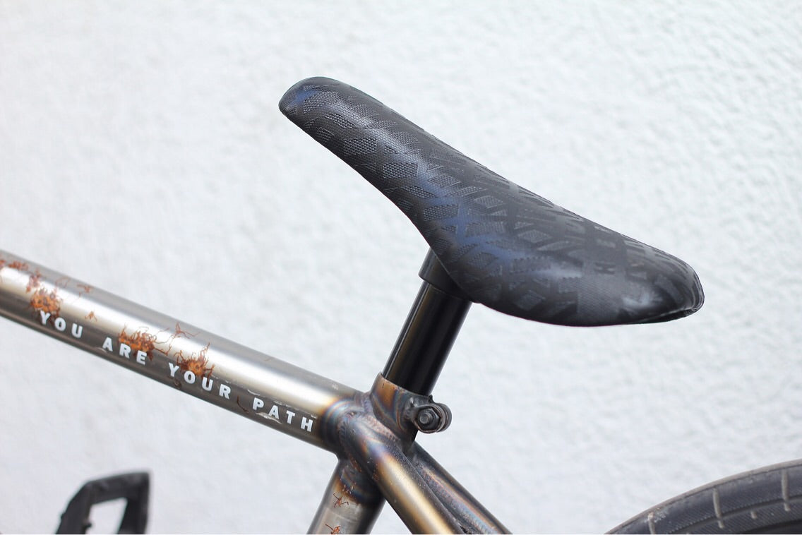 Heresy Reign II. Combo Sattel / Seat Black