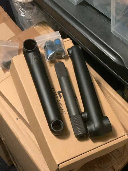 Far East Cycles Flatland Kurbel / Cranks Black