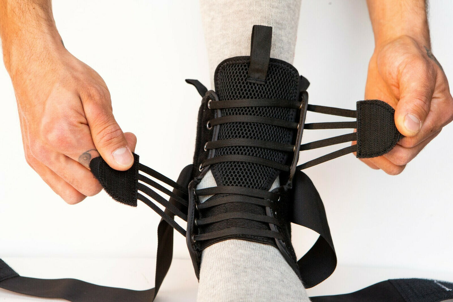 Space Brace V2 Knöchelschoner