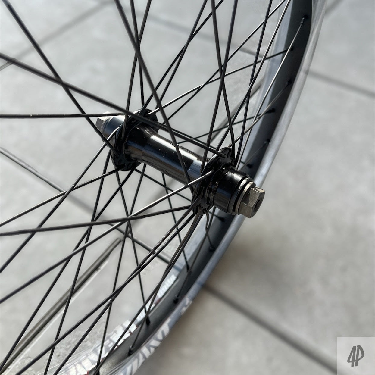 Alienation Deviant X Tinman Vorderrad / Front Wheel