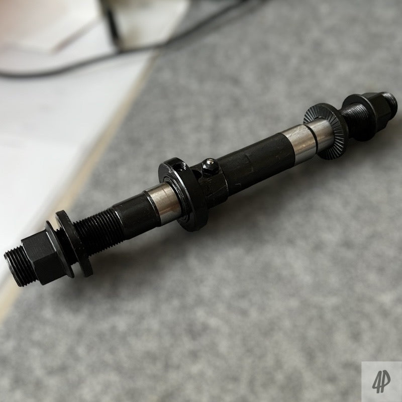 KHE Bikes Adjustable 14mm Male Achse / Axle